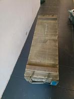 Leger kist op wielen, Ophalen