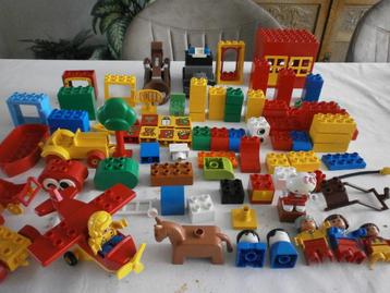 Lego duplo bouwen poppetjes vliegtuig bootje wagentjes auto beschikbaar voor biedingen