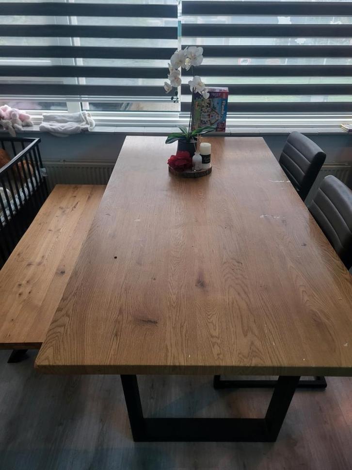 Eettafel met bank - Stoer en gezellig!, Huis en Inrichting, Tafels | Eettafels, Gebruikt, 50 tot 100 cm, 200 cm of meer, Rechthoekig
