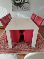Witte tafel met 4 rode lederen stoelen, Huis en Inrichting, Stoelen, Ophalen, Zo goed als nieuw, Rood