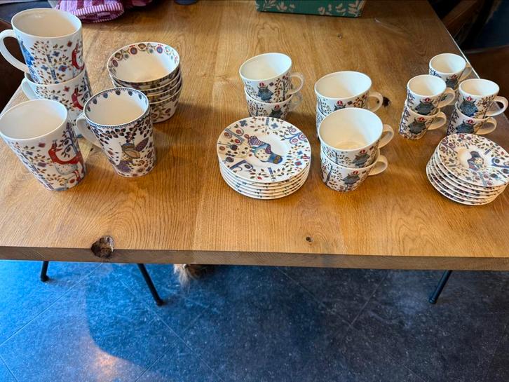 Iittala Taika sevies koffie/espresso/mokken/schaaltjes, Huis en Inrichting, Keuken | Servies, Zo goed als nieuw, Kop(pen) en/of Schotel(s)