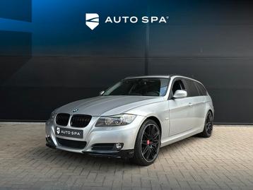 BMW 3 Serie 320i LCI | PANODAK | Trekhaak | NAVI PRO | NW Ke beschikbaar voor biedingen