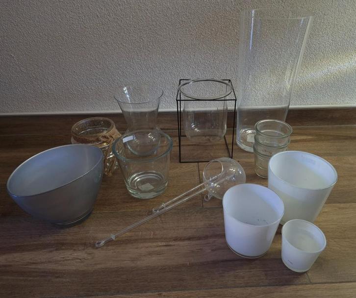 13x Witte en doorzichtige glazen bloempotten, vaas, hanger, Tuin en Terras, Bloempotten, Gebruikt, Overige materialen, Binnen