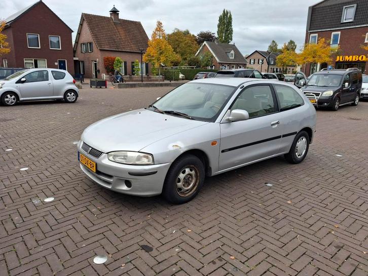 Mitsubishi Colt 1.3 Glxi 2000 Grijs, Auto's, Mitsubishi, Particulier, Colt, Benzine, Hatchback, Zilver of Grijs, Ophalen