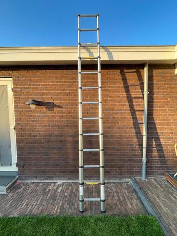 Telescoopladder 13 treden 3,8 meter beschikbaar voor biedingen