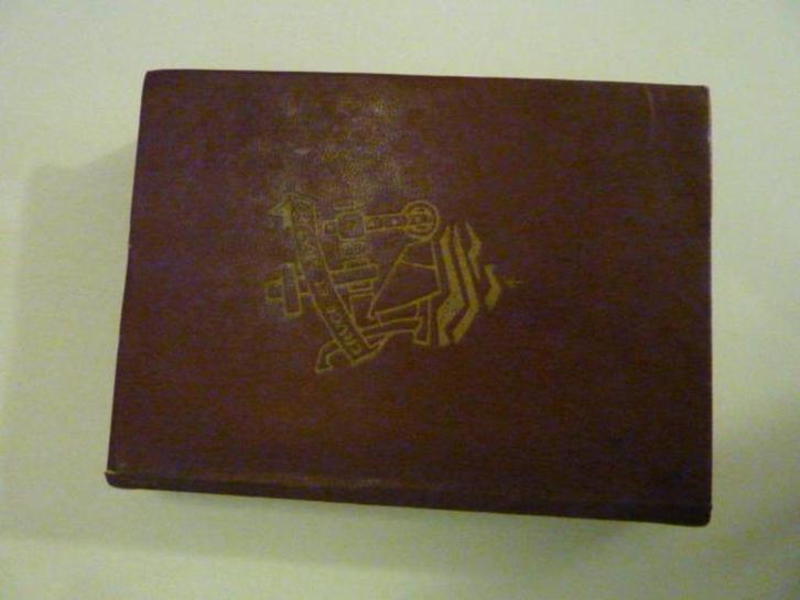 Kruis en ploeg, gebedenboek voor boeren en tuindersgezinnen, Boeken, Godsdienst en Theologie, Gelezen, Verzenden