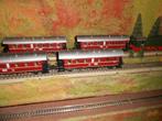 Märklin 2858 dieselloc V 36 en 4 rode platform personenwagon, Wisselstroom, Treinset, Ophalen of Verzenden, Zo goed als nieuw