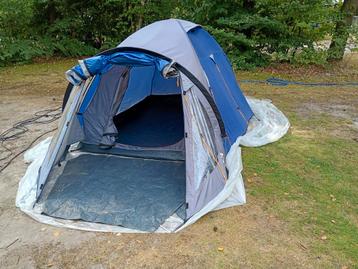 Ruime 2 pers tent  beschikbaar voor biedingen
