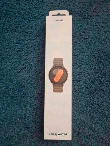 Nieuw Samsung Galaxy watch 7 smartwatch 40mm beschikbaar voor biedingen