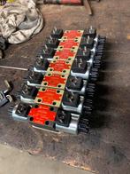Hydraulische 3-4 ventielen 230v, Ophalen, Gebruikt