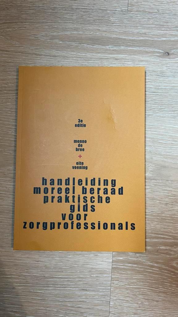 Handleiding Moreel Beraad - Gids voor Zorgprofessionals, Boeken, Advies, Hulp en Training, Zo goed als nieuw, Ophalen of Verzenden