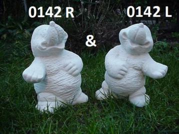 Mol rechs en Mol links. beschikbaar voor biedingen