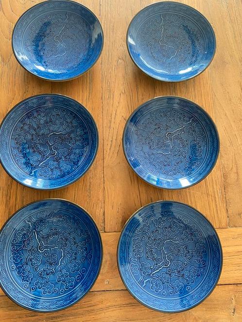 6 japanse blauwe bordjes met bloesem, Antiek en Kunst, Antiek | Porselein, Ophalen of Verzenden
