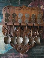 Verzilverde wajang lepeltjes lepelrek, Ophalen of Verzenden