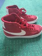 Goed NIKE  schonen  maat 37.5, Ophalen of Verzenden, Zo goed als nieuw, Zwart