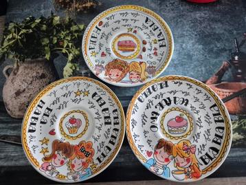 3 Blond Amsterdam even bijkletsen taartborden beschikbaar voor biedingen