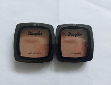 2 Nieuwe Douglas Bronzer (advr 43) beschikbaar voor biedingen