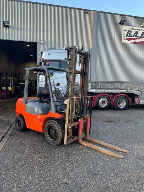 Toyota 7fdf30 (bj 2005), Zakelijke goederen, Machines en Bouw | Heftrucks en Intern transport, Heftruck, Diesel, 3000 tot 4000 kg