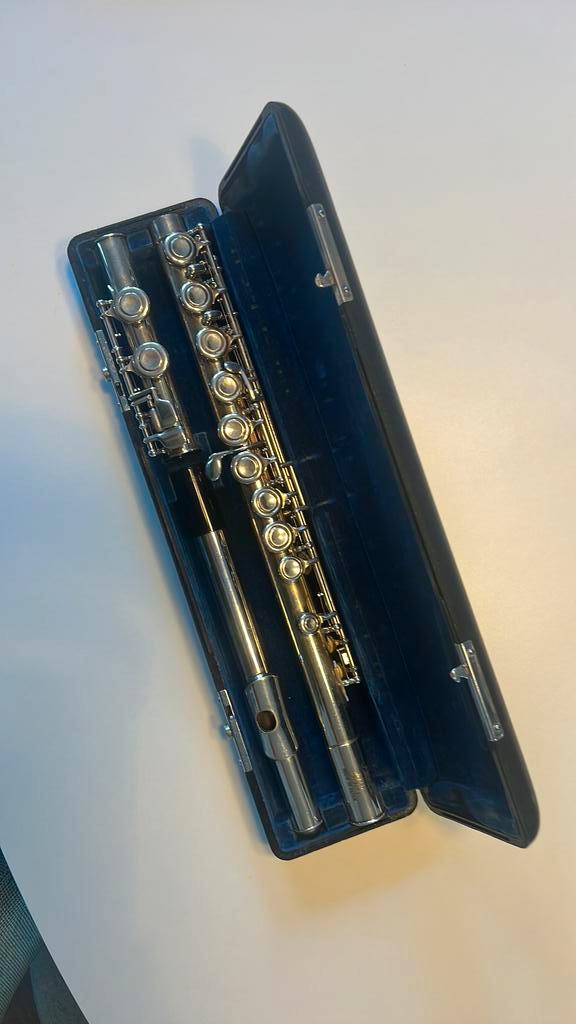 Pearl dwarsfluit, Muziek en Instrumenten, Blaasinstrumenten | Dwarsfluiten en Piccolo's, Gebruikt, Dwarsfluit, Met koffer of tas