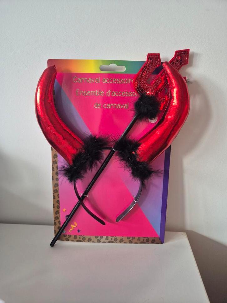 3 x duivelssetje Carnaval - Hoorntjes en Drietand, Kleding | Dames, Carnavalskleding en Feestkleding, Nieuw, Carnaval, Ophalen of Verzenden