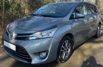 Toyota Verso 1.8 VVT-i Life 2014 AUTOMAAT NAVI CLIMA GARANTI beschikbaar voor biedingen