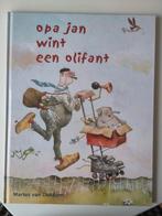 Opa Jan wint een olifant - Marius van Dokkum, Ophalen of Verzenden, Zo goed als nieuw, Marius van Dokkum, Sprookjes