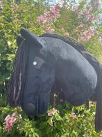 Mooie Friese Dressuur hobbyhorse!, Hobby en Vrije tijd, Overige Hobby en Vrije tijd, Ophalen of Verzenden, Nieuw