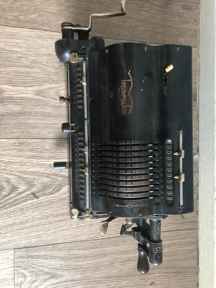 Triumphator antieke rekenen machine, Antiek en Kunst, Antiek | Kantoor en Zakelijk, Ophalen of Verzenden