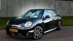 Mini Cooper E | Panodak | 18’’ | JCW pack | Fabrieksgarantie, 0 cilinders, Zwart, 4 stoelen, Leder en Stof