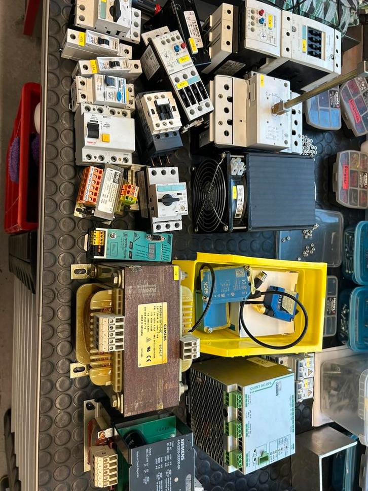 Elektra & besturings componenten inclusief stuklijst, Doe-het-zelf en Verbouw, Elektra en Kabels, Zo goed als nieuw, Overige typen