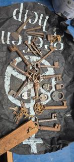 Antieke Sleutels, Sloten & Spijkers, Antiek en Kunst, Antiek | Gereedschap en Instrumenten, Ophalen of Verzenden