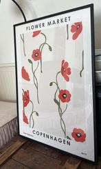 Poster flowermarket Copenhagen in zwarte lijst, Ophalen of Verzenden, Zo goed als nieuw, Rechthoekig Staand