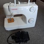 Singer naaimachine model 8280 (zo goed als nieuw), Hobby en Vrije tijd, Naaimachines en Toebehoren, Ophalen, Zo goed als nieuw