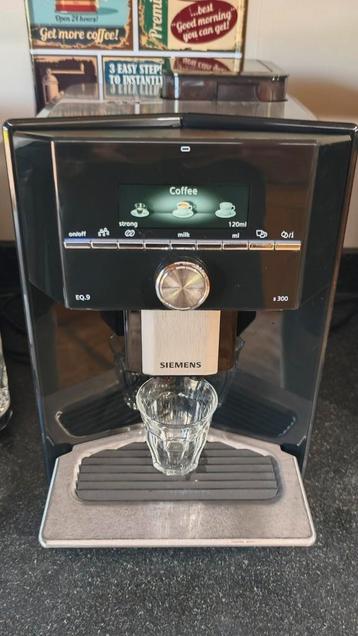Siemens EQ9 S300 piano black met rvs service en garantie  beschikbaar voor biedingen