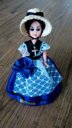 Pop klederdracht Frankrijk Toulouse + danseres Argentinië, Verzamelen, Poppen, Ophalen of Verzenden, Zo goed als nieuw, Pop