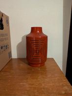 Retro Rode Vaas - Bauhaus Stijl, Gebruikt, Aardewerk of Porselein, Ophalen of Verzenden, Minder dan 50 cm