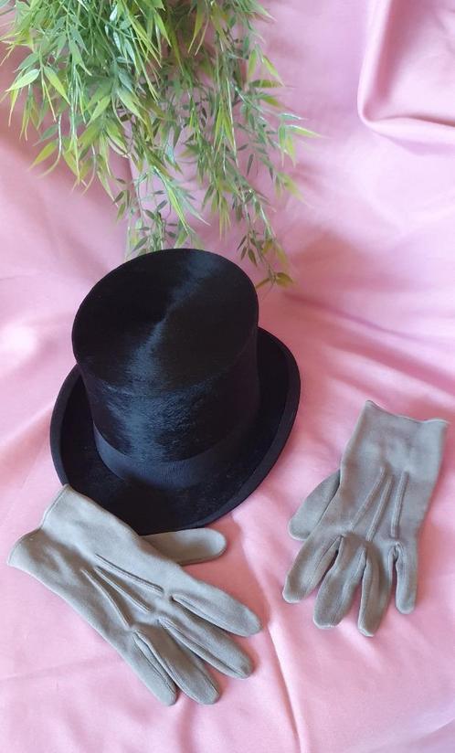 Zwarte hoge herenhoed van mollenbond, Charles Dickens stijl, Antiek en Kunst, Antiek | Kleding en Accessoires, Heren, Ophalen of Verzenden