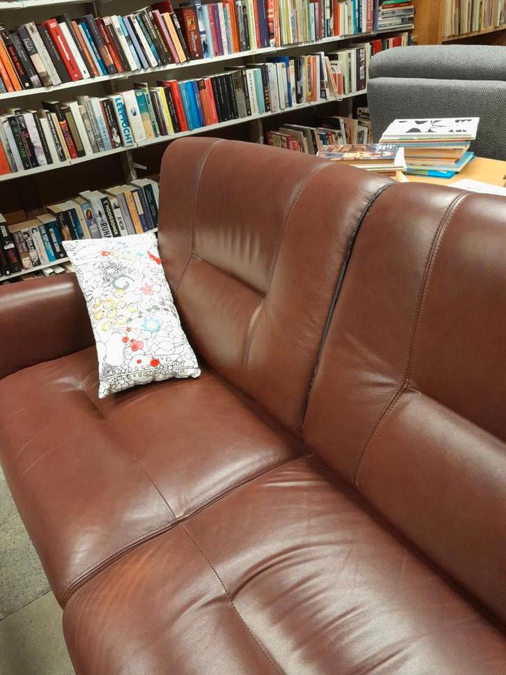 2,5-zits leren bank en 2 fauteuils, Huis en Inrichting, Banken | Bankstellen, Gebruikt, Rechte bank, Leer, Ophalen