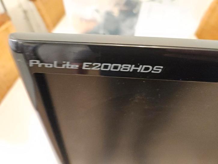 Iiyama ProLite E2008HDS 20 inch Monitor, Computers en Software, Monitoren, Gebruikt, 60 Hz of minder, DVI, VGA, Ingebouwde speakers
