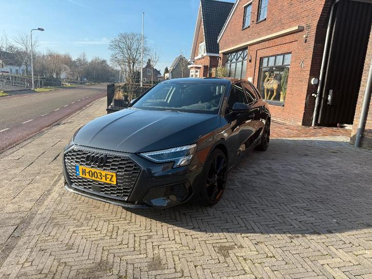 Audi A3 35 Tfsi 150pk S-tronic 2021 Grijs, Auto's, Audi, Particulier, A3, Adaptive Cruise Control, Airbags, Airconditioning, Android Auto