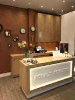 Winkelinterieur , wit hoogglans modern led spots, Ophalen