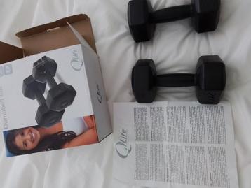 Dumbbels 2 x 2 kg beschikbaar voor biedingen