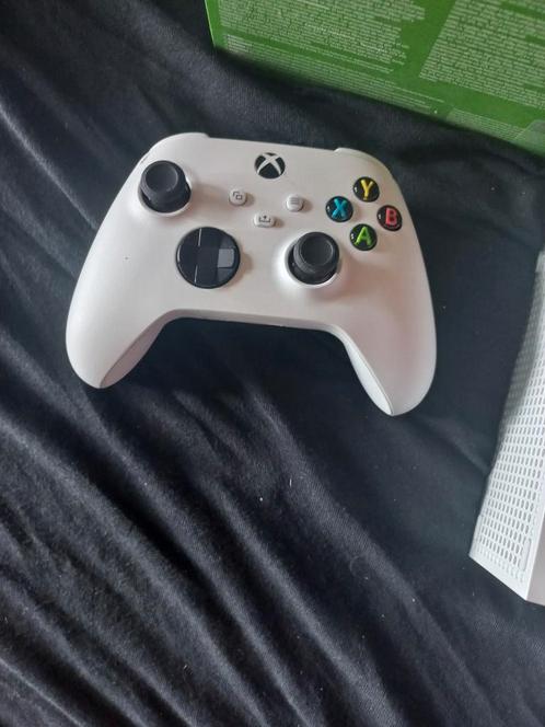 2 week oude xbox 1 keer gebruikt, Spelcomputers en Games, Spelcomputers | Xbox Series X en S, Zo goed als nieuw, Ophalen of Verzenden
