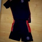 Paris Saint-Germain: Voetbal kleding set, Sport en Fitness, Voetbal, Set, Ophalen of Verzenden, Zo goed als nieuw, Maat S