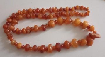 Barnsteen ketting  beschikbaar voor biedingen