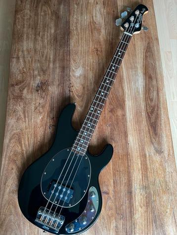 Sterling by MusicMan Ray34 Basgitaar beschikbaar voor biedingen