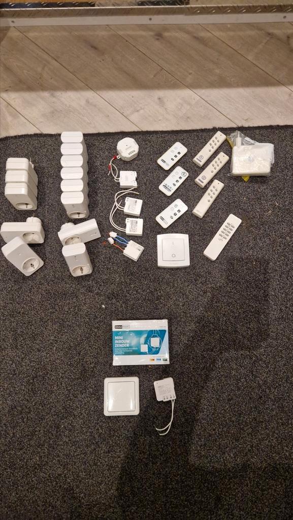 Enorme berg klik aan klik uit, Doe-het-zelf en Verbouw, Overige Doe-het-zelf en Verbouw, Zo goed als nieuw, Ophalen of Verzenden