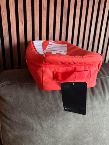 Nieuwe Nike Sporttas beschikbaar voor biedingen