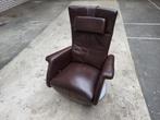Bruine leren relaxfauteuil, Gebruikt, Huismerk, Ophalen of Verzenden, Metaal