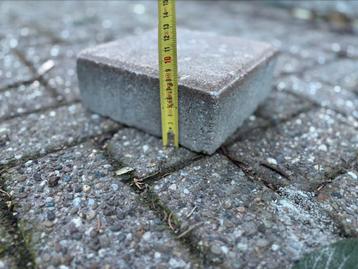 Mooie zware terras tegels, grijs / terracotta 2zijdig 25m2 beschikbaar voor biedingen